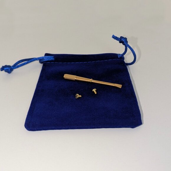 The Love Bracelet Replacement Screw + Screwdriver + Gift Bag Revson Gift Set - Picture 9 of 10